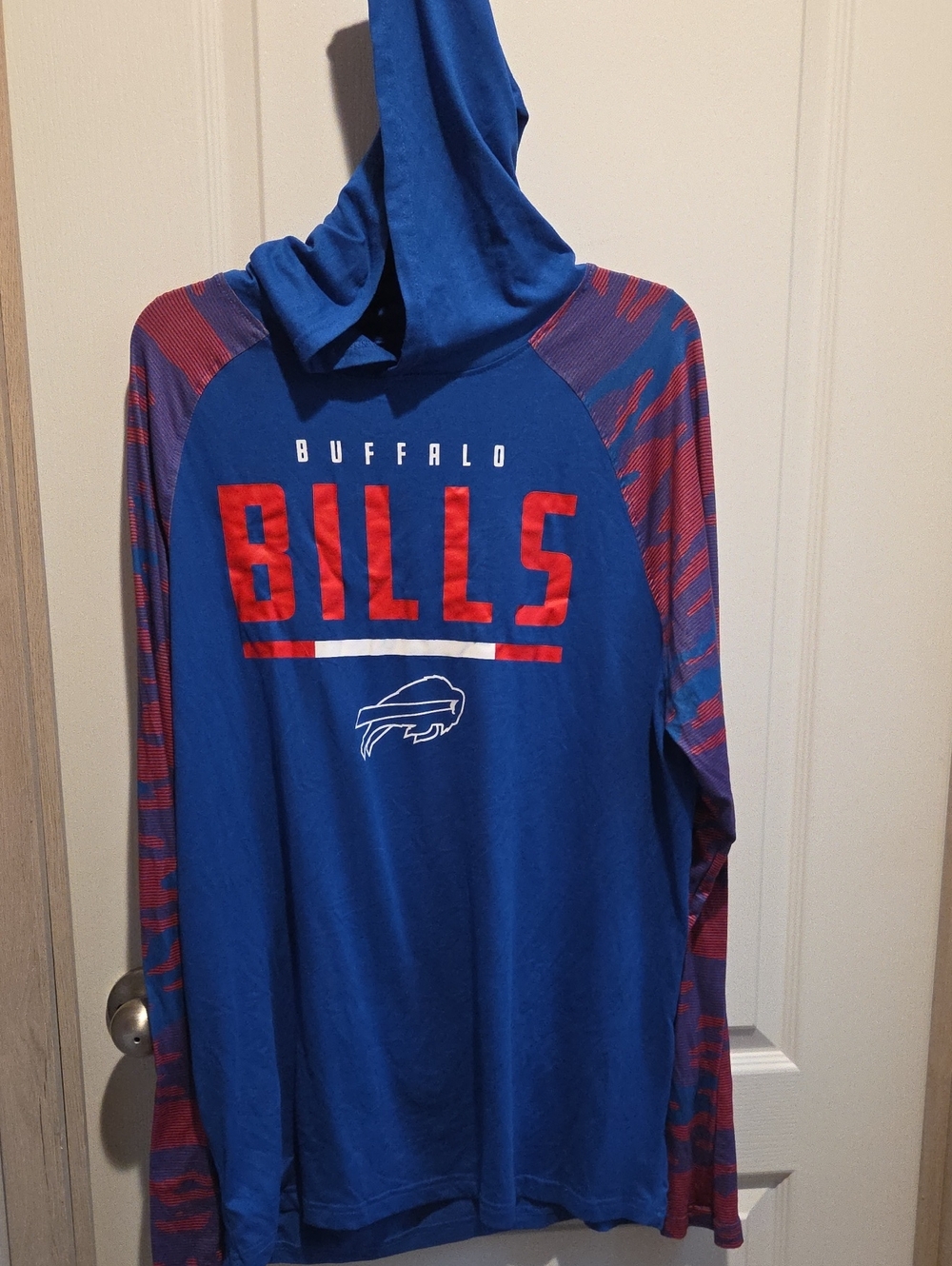 Team Apparel Blue NFL Logo Hooded shirt